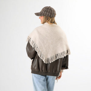 Cuello Triangular Marlon Ivory Humana