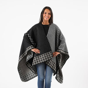 Poncho  Marta Negro Tatienne