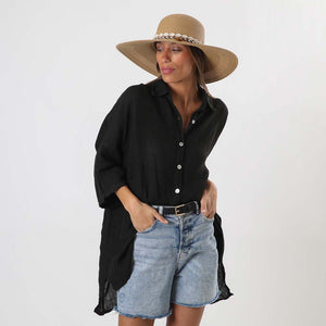 Sombrero Waves Café Tatienne