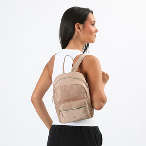 Cartera Mochila Camille Beige  i-D