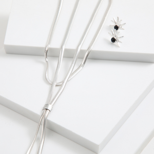 Set de aros y collar Estefanía Plateado ID