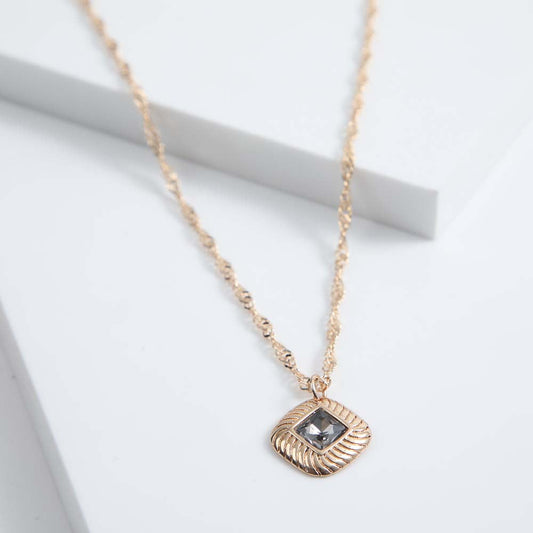 Collar Corto Gobi Dorado i-D