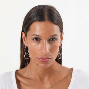 Aros Largos Plateados Essential Loop Humana