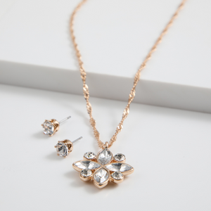 Set de aros y collar Filippa Dorado ID