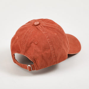 Sombrero Jockey Teluk Burgundy Tatienne