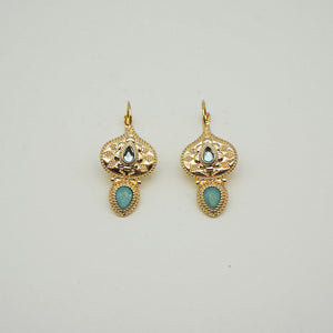 Aros Largos Dorados Vintage Brocade Fernanda Tatienne