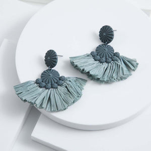 Aros Mediano Callistemo Azul Humana