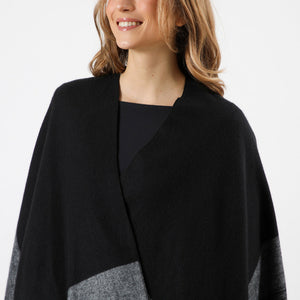 Poncho  Madeira Negro I-D