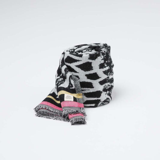 Pañuelo Jacquard Vicar 3171 Negro Humana