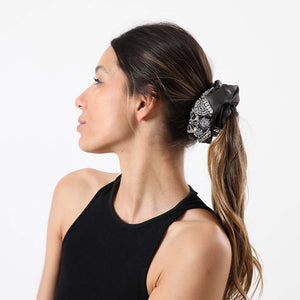 Collet Lourdes Gris Humana