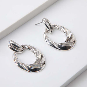 Aros Mediano Hibisco Plateado Humana