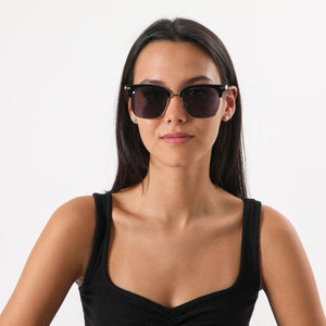 Anteojos de Sol Laura Negro i-D