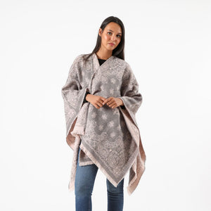Poncho  Milena Rosado Tatienne