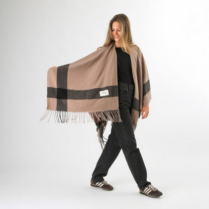 Poncho Gisa Café Humana