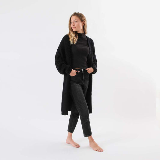 Sweater Tejido Cadeneta Negro Humana