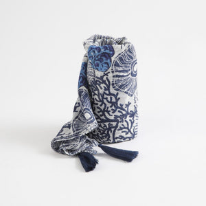 Pañuelo Estampado Raya Azul Borlas Humana