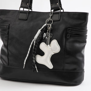 Charm Para Cartera Llave Blanco Humana