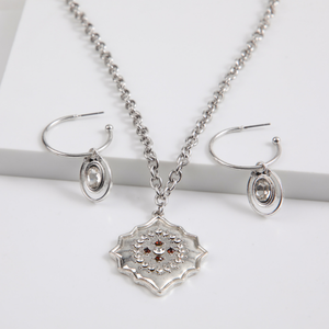 Set Collar Inés Plateado Humana