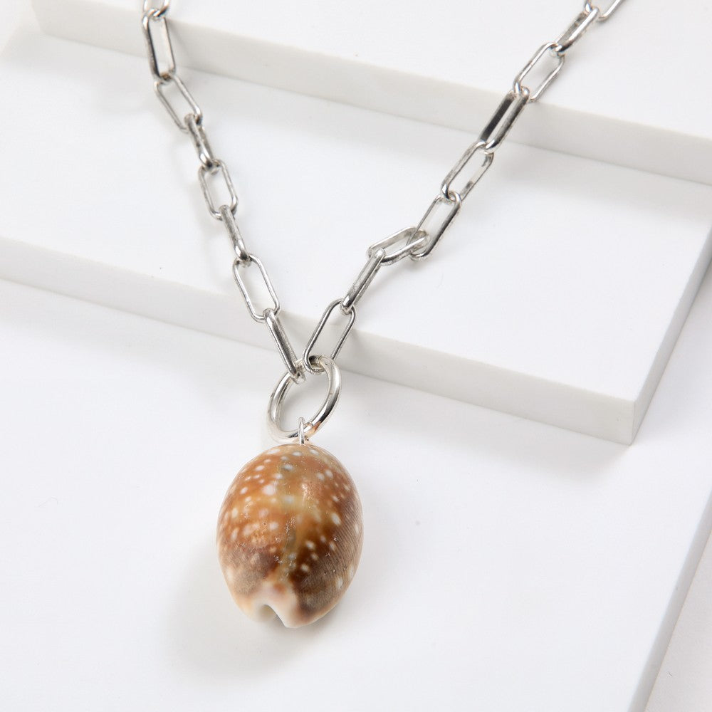 Collar Corto Perla Plateado Humana