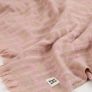 Manta  Taylor Rosado Humana