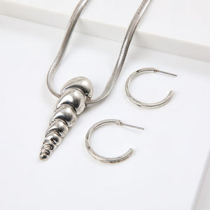 Set De Collar Shell Plateado Humana