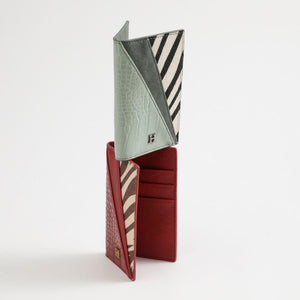 Tarjetero Greta Ecocuero Rojo Zebra Humana