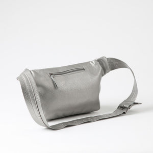 Cartera Banano Anika Plateado Humana