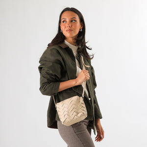 Cartera Bandolera Betsy Beige Humana