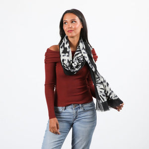 Pañuelo Estampado Fatine Negro Humana