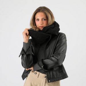 Cuello Viena Black Tatienne