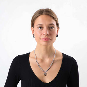 Collar Corto Libra Plateado Humana