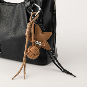 Charm Para Cartera Star Café Humana