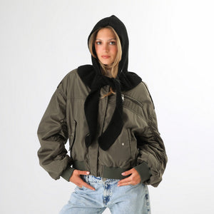 Cuello Barry Black Humana