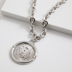 Collar Corto Noé Plateado Humana