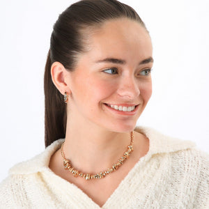 Collar Corto Paz Dorado I-D