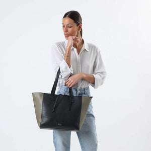 Cartera Hombro Polly Negra Tatienne