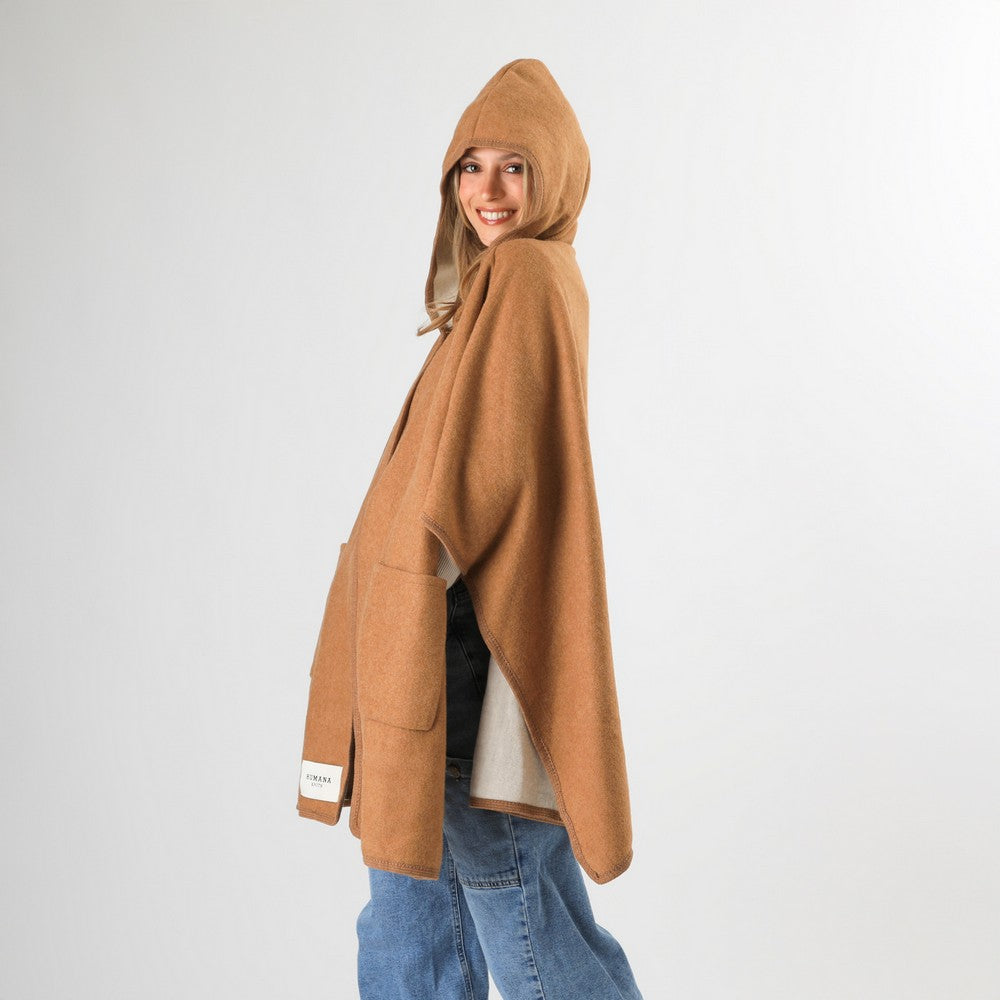 Poncho Iris Camel Humana