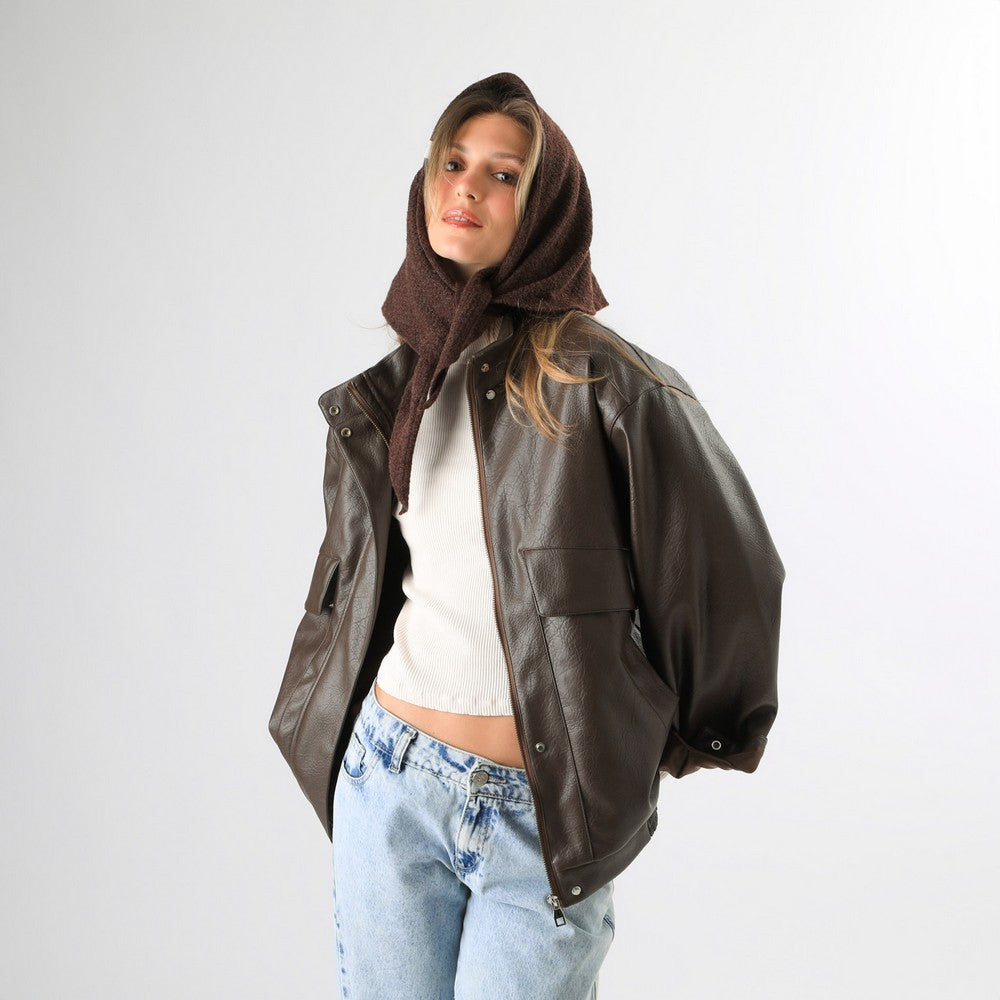 Cuello Tony Brown Humana