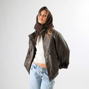 Cuello Tony Brown Humana
