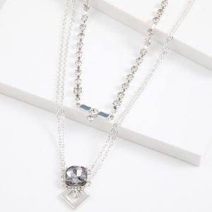 Collar Triple Wings Plateado Humana