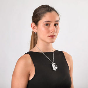 Collar Corto Siro Plateado Humana