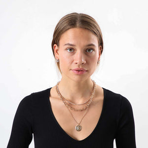Collar Corto Deep Dorado Humana