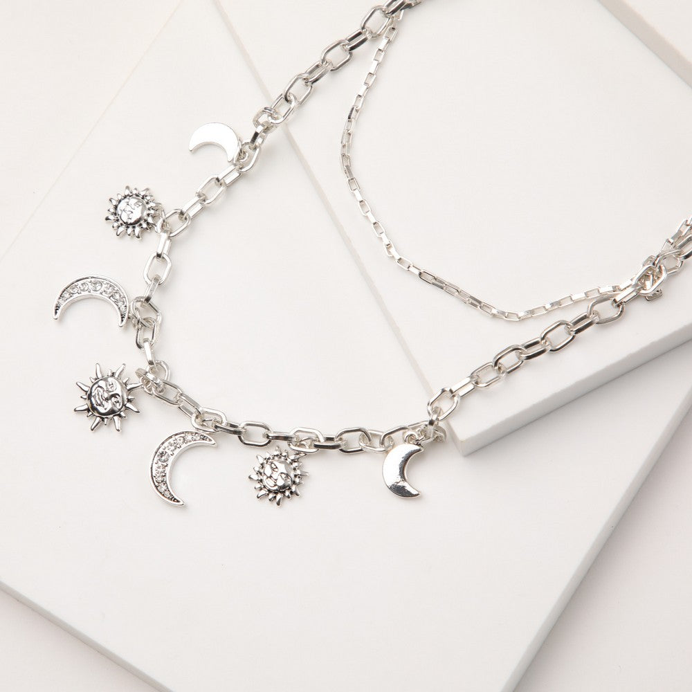 Collar Corto Avel Plateado Humana