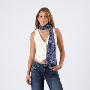 Pañuelo Estampado Ari Azul Borlas Humana