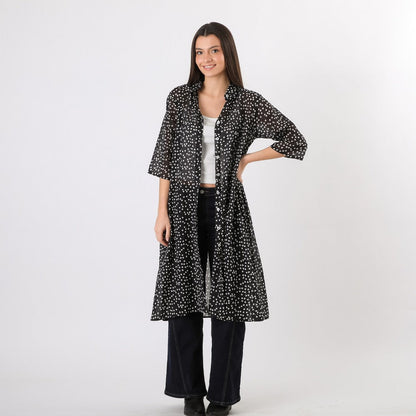 Kimono Dots Negro Humana