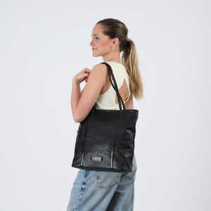 Cartera Tote Damar Ecocuero Negro Humana