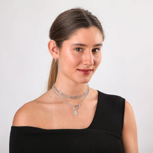Collar Corto Ely Plateado Humana