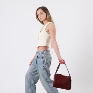 Cartera Bandolera Flora Ecocuero burdeo ojetillos Humana