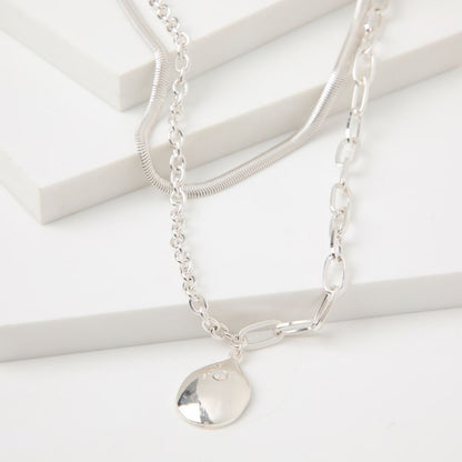 Collar Corto Nares Plateado Tatienne