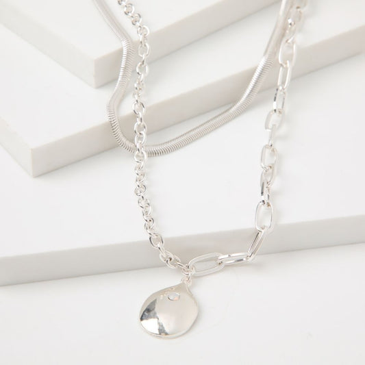 Collar Corto Nares Plateado Tatienne